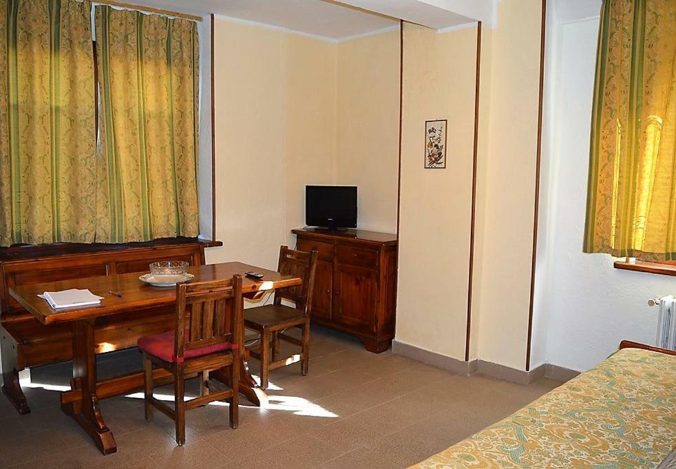 Oulx Hotel Clotes מראה חיצוני תמונה