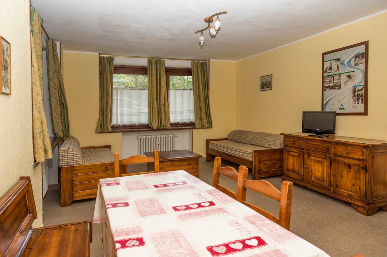 Oulx Hotel Clotes מראה חיצוני תמונה